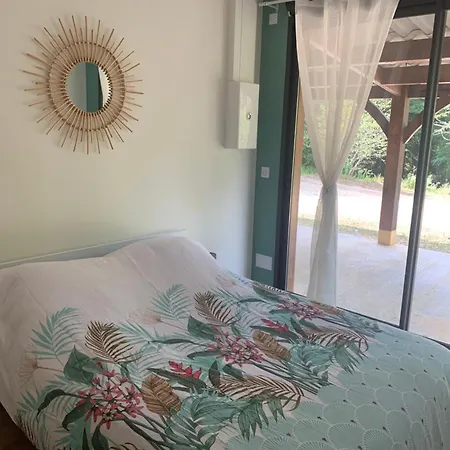L'arbre De Vie 24 Holiday home Nabirat