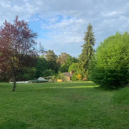 بيت للعطل L'arbre De Vie 24 *